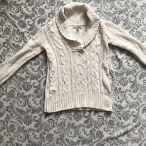 Old navy sweater